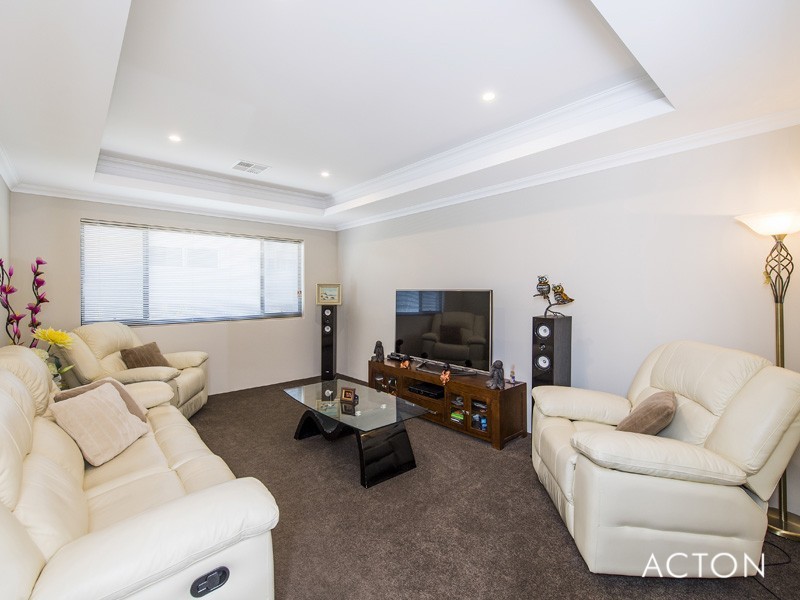 57 Sandpiper Island Retreat, Wannanup WA 6210