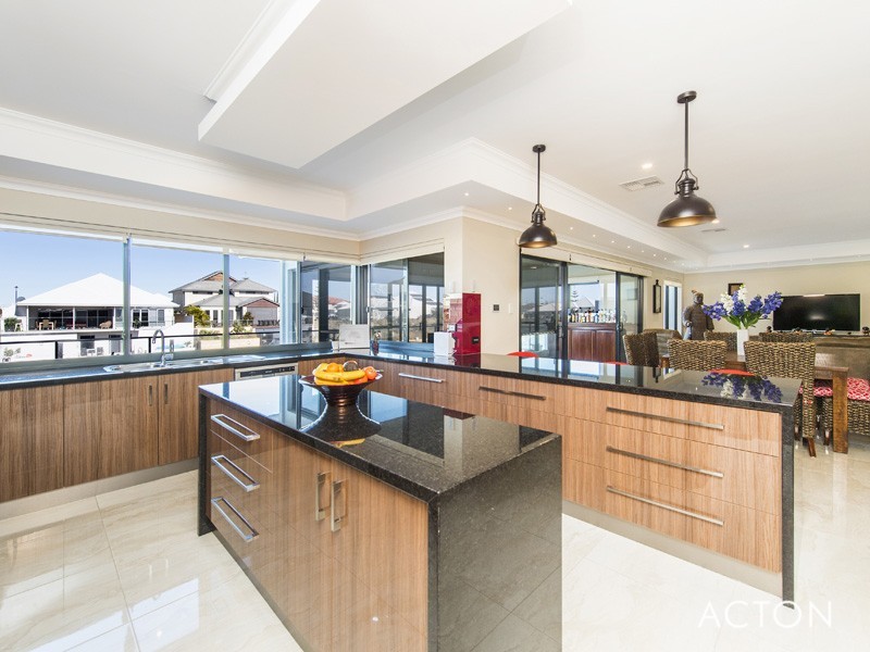 57 Sandpiper Island Retreat, Wannanup WA 6210