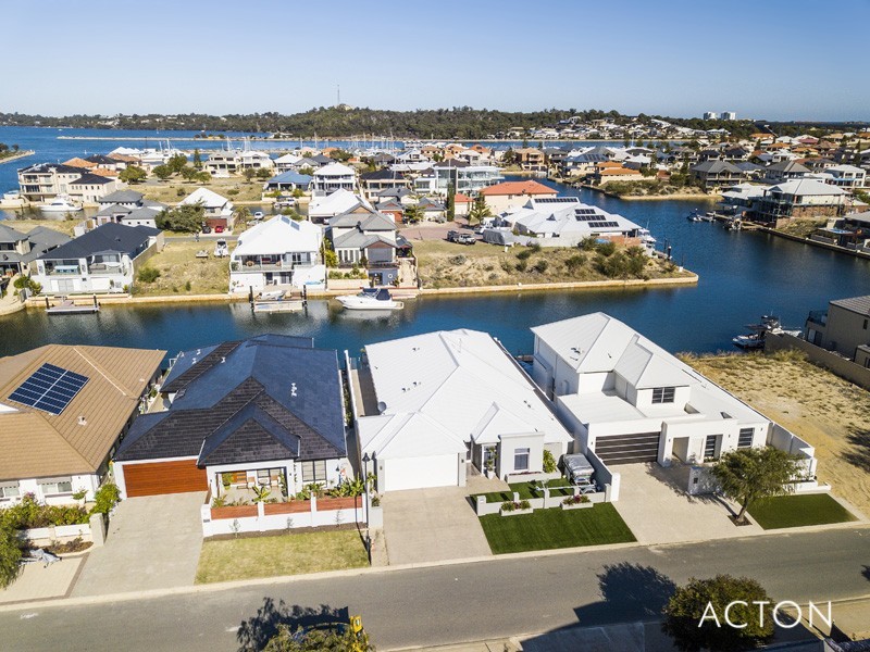 57 Sandpiper Island Retreat, Wannanup WA 6210