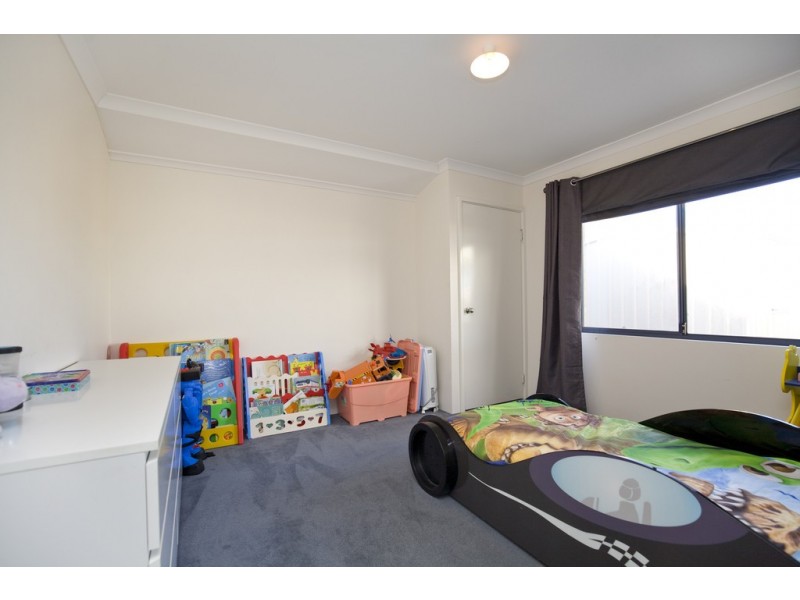 105 Touchstone Drive, Dawesville WA 6211