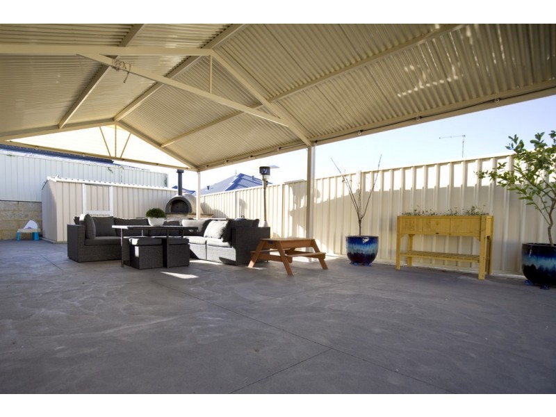 105 Touchstone Drive, Dawesville WA 6211