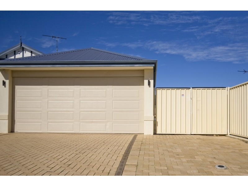 105 Touchstone Drive, Dawesville WA 6211