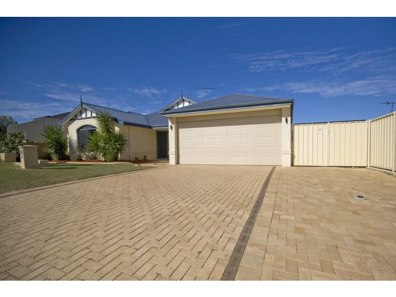 105 Touchstone Drive, Dawesville WA 6211