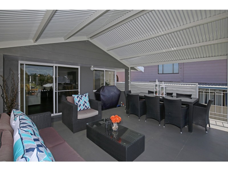 37 Hill Street, Halls Head WA 6210