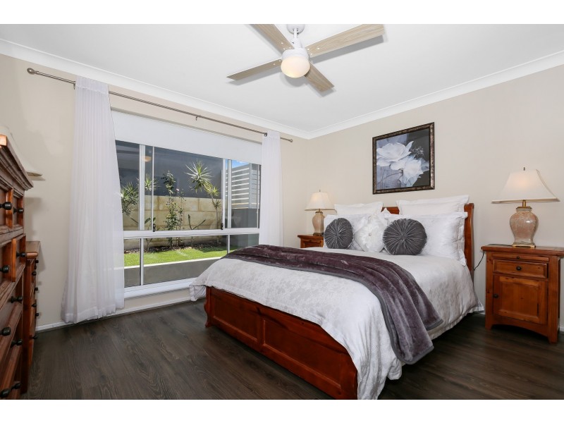 37 Hill Street, Halls Head WA 6210