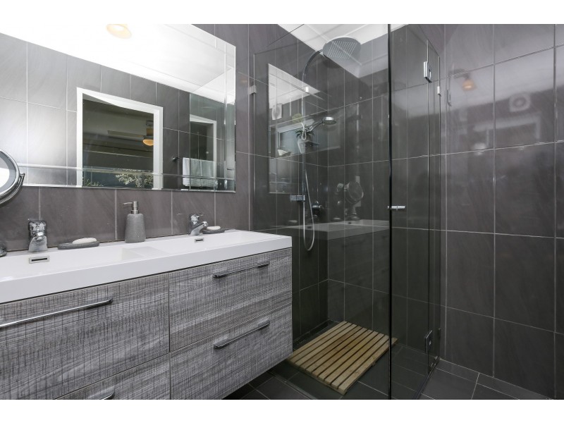 37 Hill Street, Halls Head WA 6210