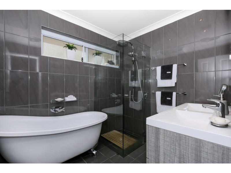 37 Hill Street, Halls Head WA 6210