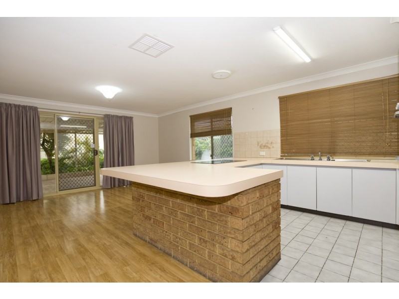 9 Stirling Grove, Mandurah WA 6210