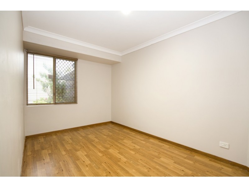 9 Stirling Grove, Mandurah WA 6210