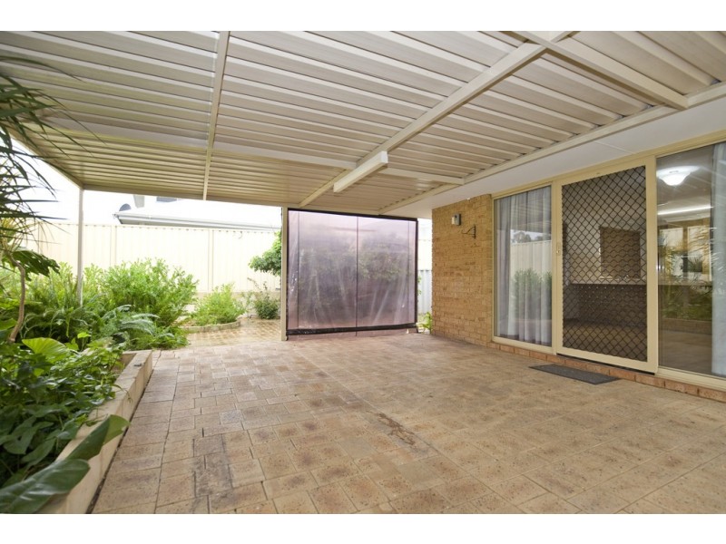 9 Stirling Grove, Mandurah WA 6210