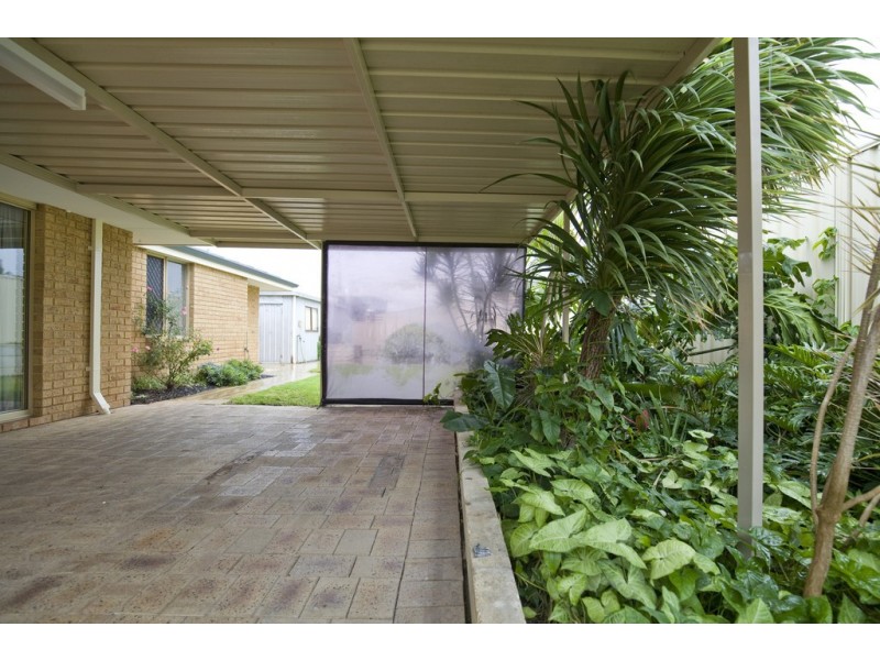 9 Stirling Grove, Mandurah WA 6210