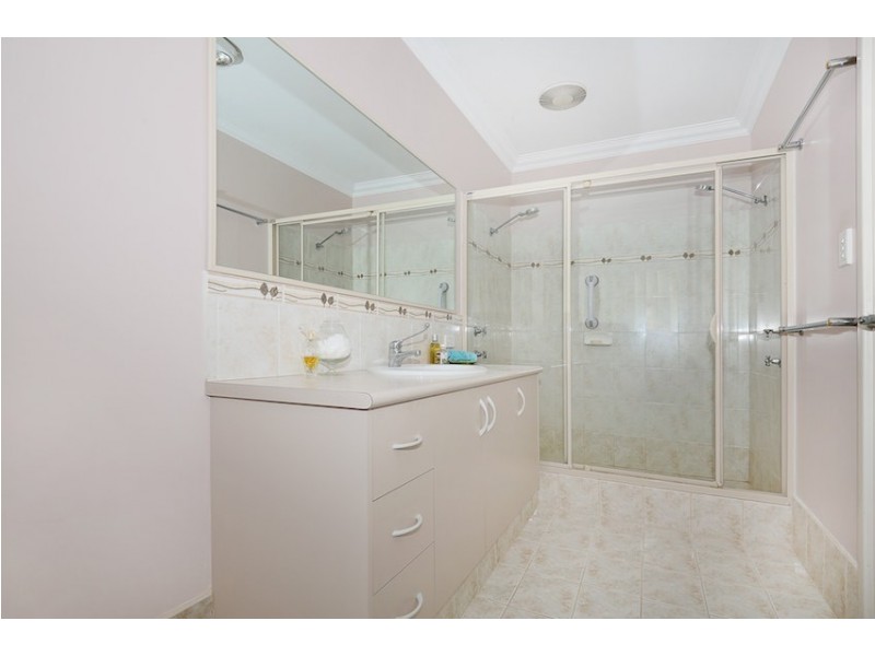 7 Black Swan View, Dudley Park WA 6210