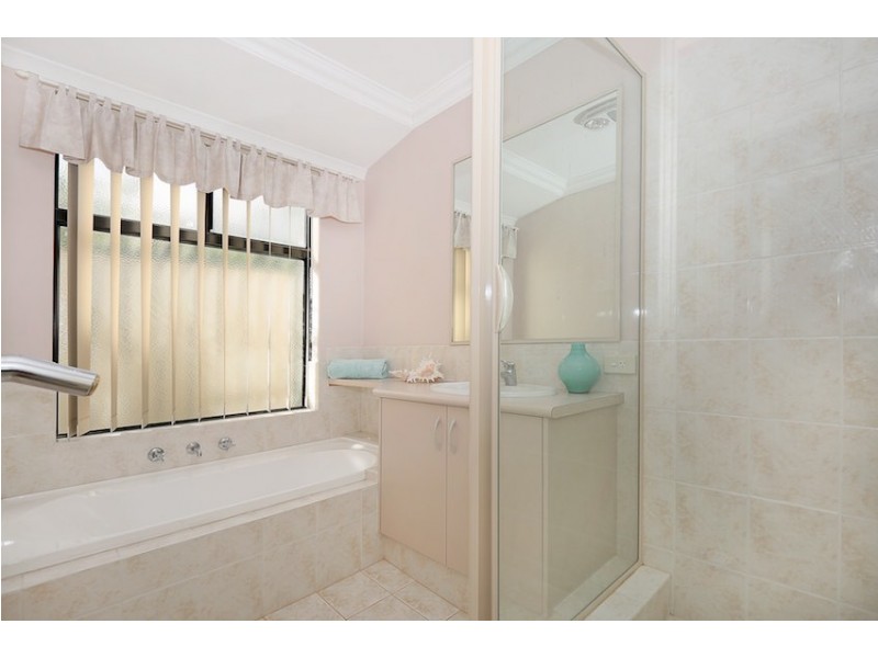 7 Black Swan View, Dudley Park WA 6210