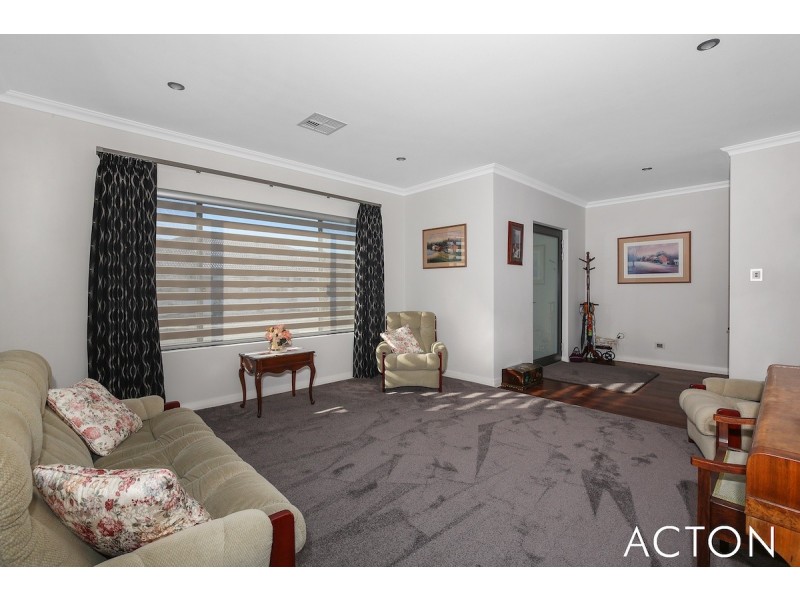 19 Pardalote Way, Erskine WA 6210