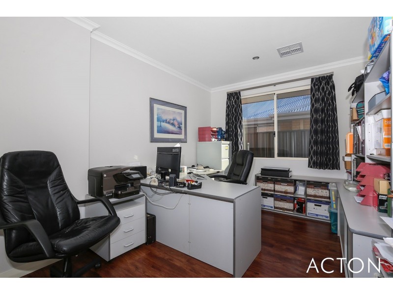 19 Pardalote Way, Erskine WA 6210