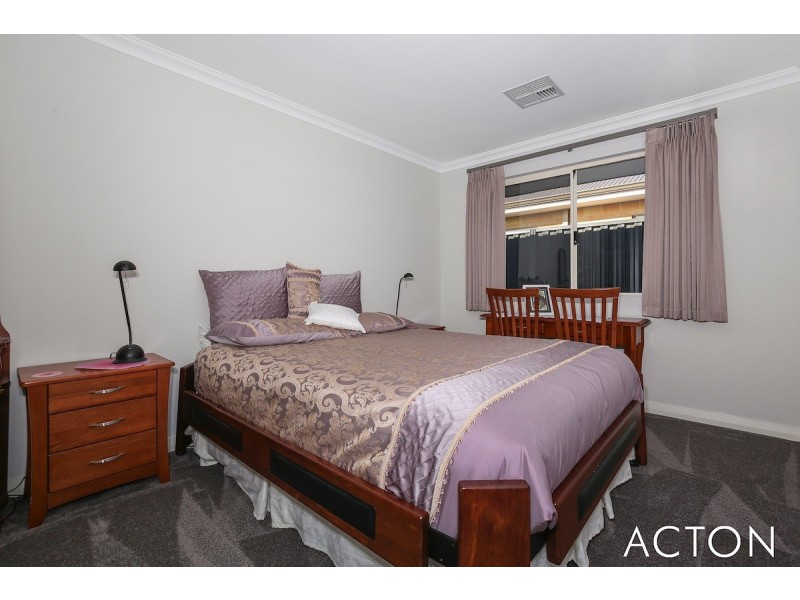 19 Pardalote Way, Erskine WA 6210