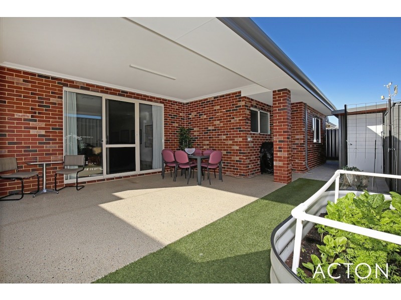19 Pardalote Way, Erskine WA 6210