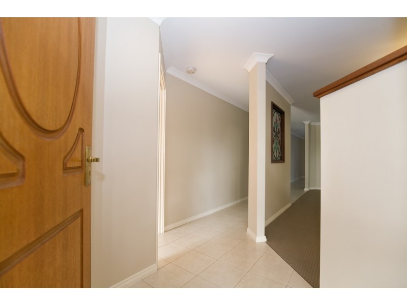 21 Redcliffe Road, Greenfields WA 6210