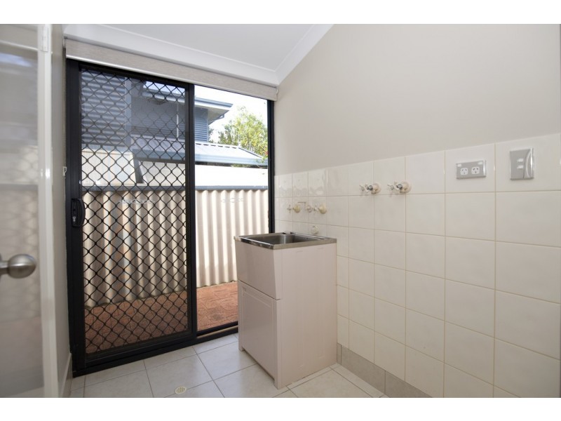 21 Redcliffe Road, Greenfields WA 6210