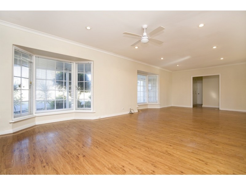 113 McLarty Road, Halls Head WA 6210