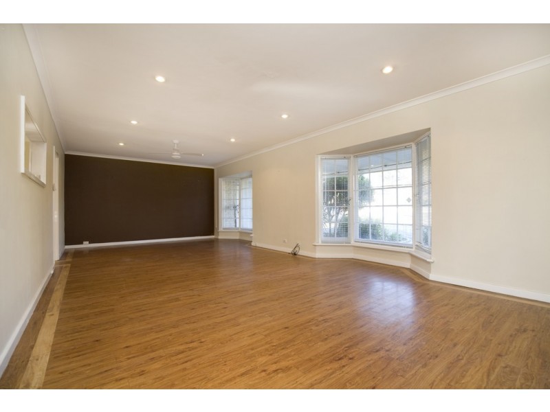 113 McLarty Road, Halls Head WA 6210