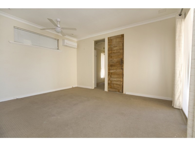 113 McLarty Road, Halls Head WA 6210