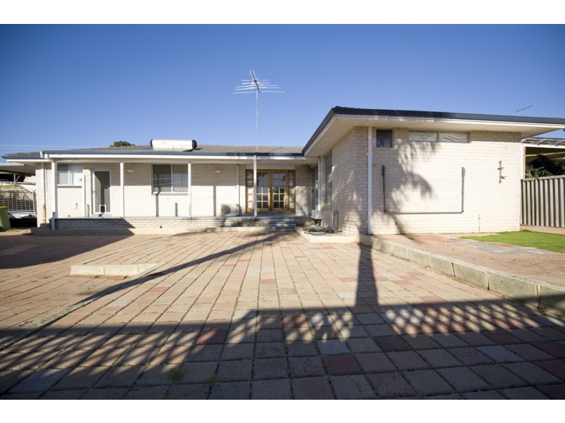 113 McLarty Road, Halls Head WA 6210