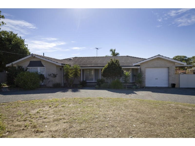 113 McLarty Road, Halls Head WA 6210