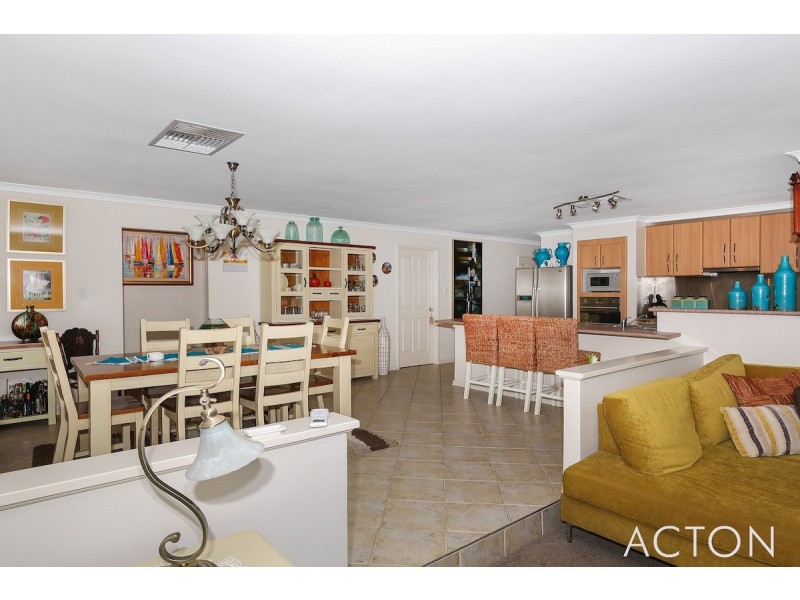 5 Heron Place, South Yunderup WA 6208