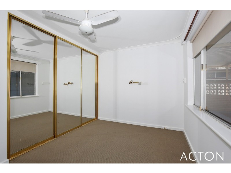 24 Comet Street, Dudley Park WA 6210