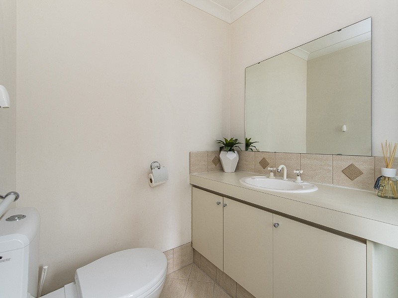 2/57 Portmarnock Circle, Halls Head WA 6210