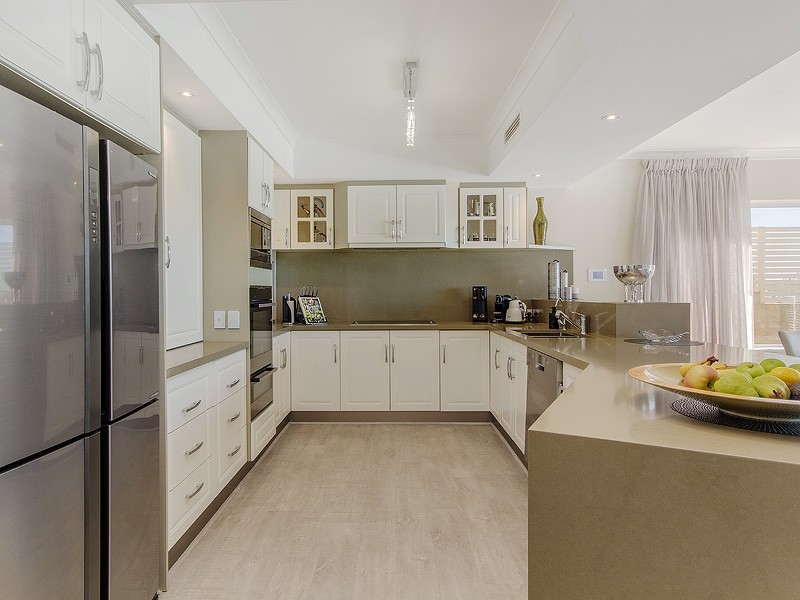 13 Nyari Court, Halls Head WA 6210