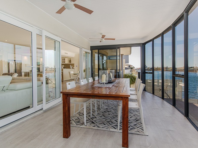 13 Nyari Court, Halls Head WA 6210