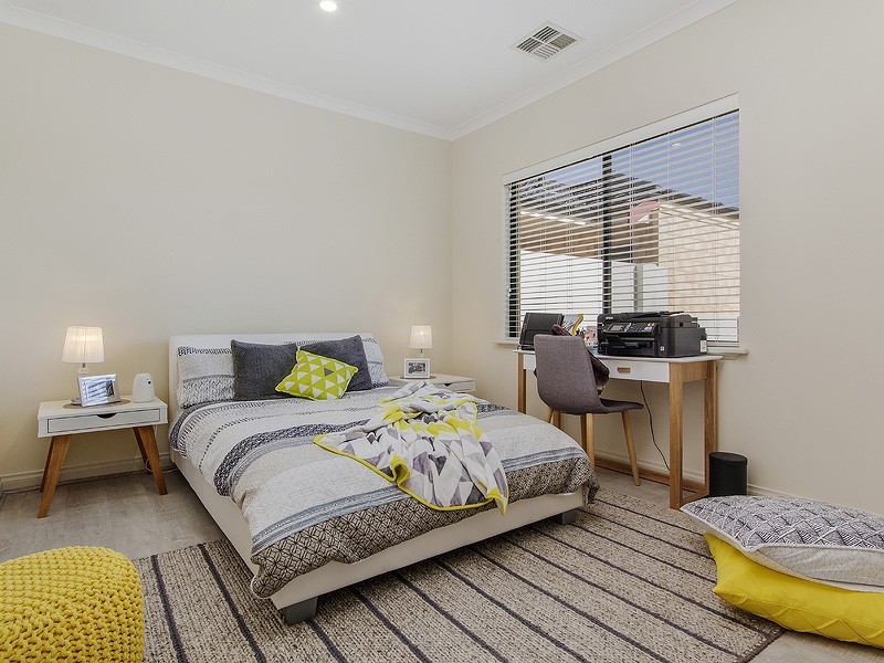 13 Nyari Court, Halls Head WA 6210