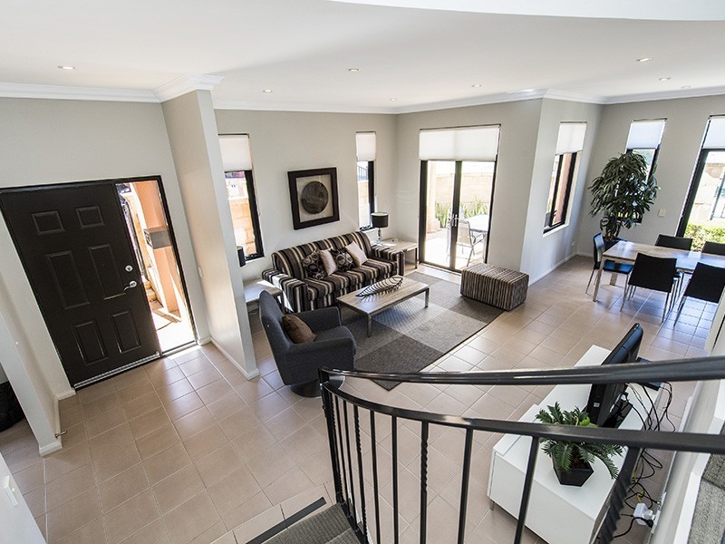 19/2 The Pass, Dawesville WA 6211