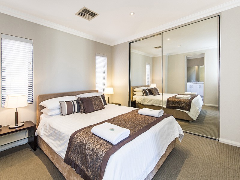 19/2 The Pass, Dawesville WA 6211