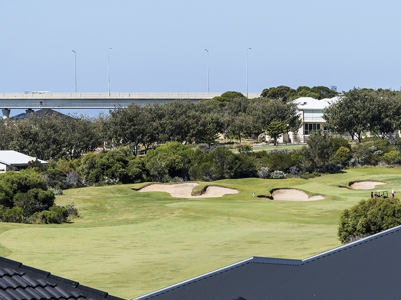 19/2 The Pass, Dawesville WA 6211