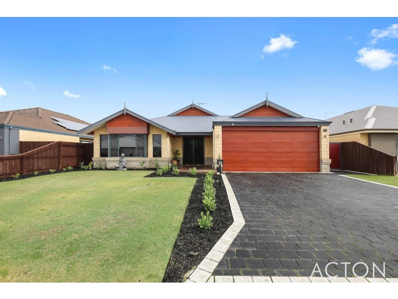 12 Splendens Turn, Halls Head WA 6210