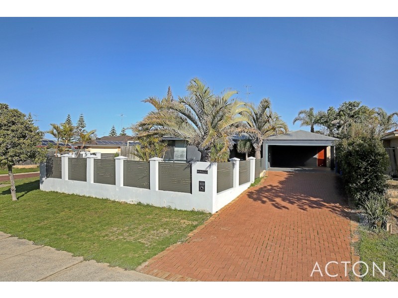 69 Floribunda Ave, Halls Head WA 6210