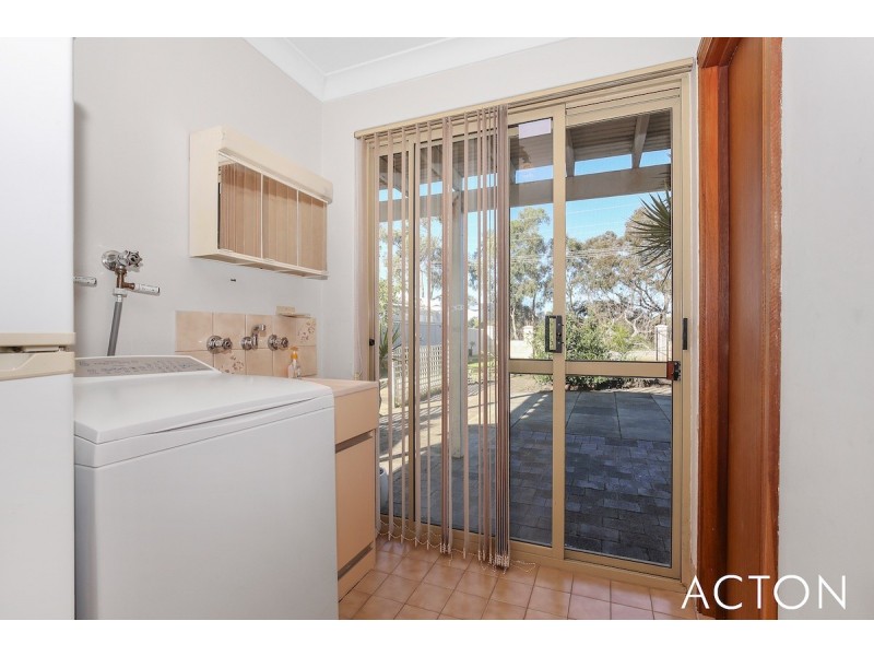 40 South Yunderup Road, South Yunderup WA 6208