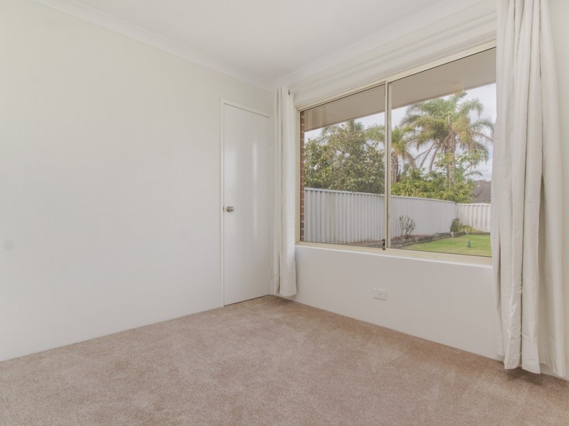 17 Tryall Avenue, Port Kennedy WA 6172