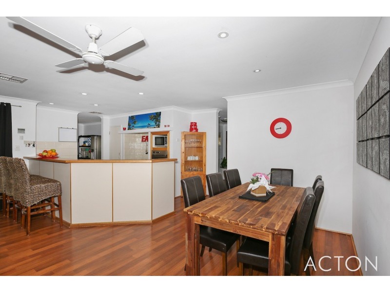 48 Mahogany Drive, Halls Head WA 6210