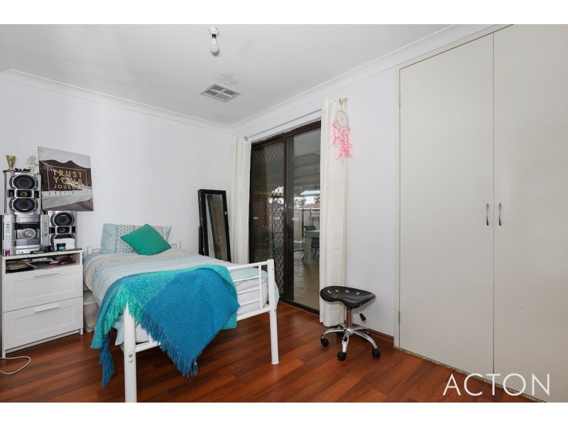 48 Mahogany Drive, Halls Head WA 6210