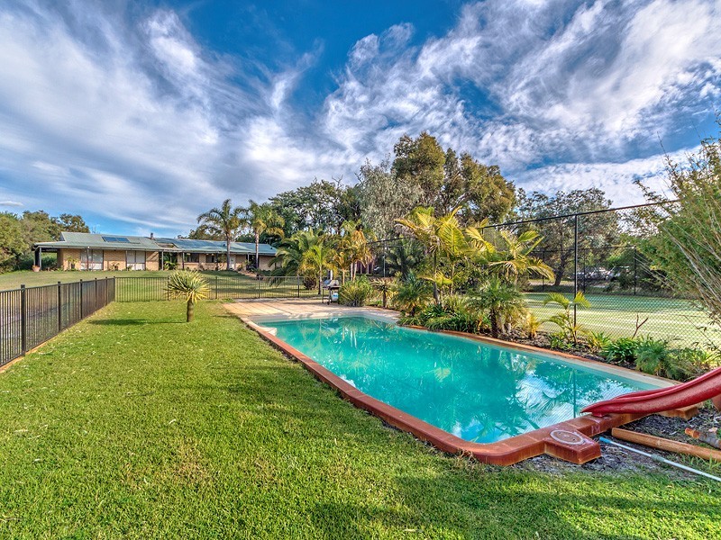 375 Jarrah Road, Hopeland WA 6125