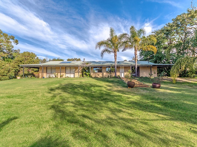 375 Jarrah Road, Hopeland WA 6125