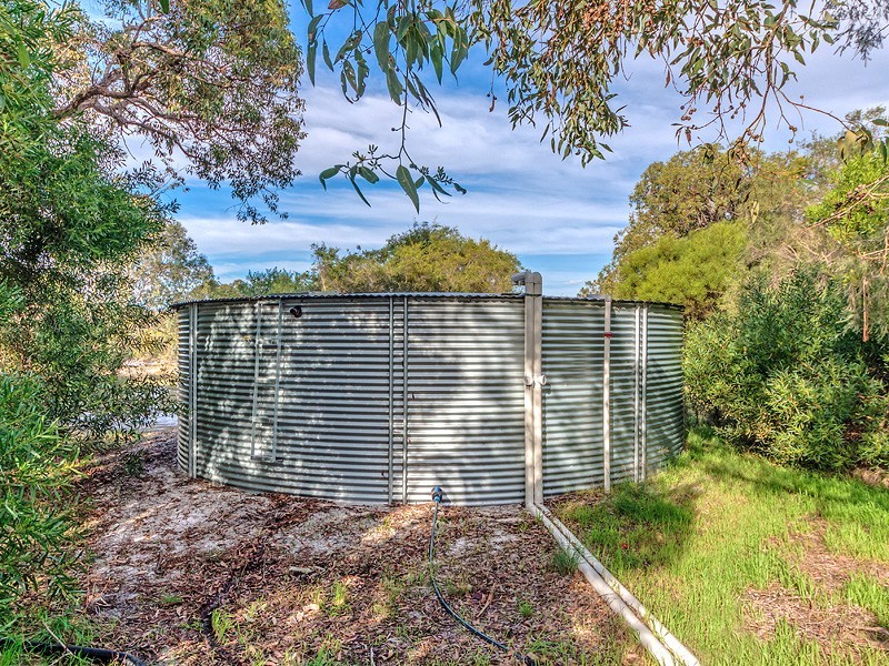 375 Jarrah Road, Hopeland WA 6125