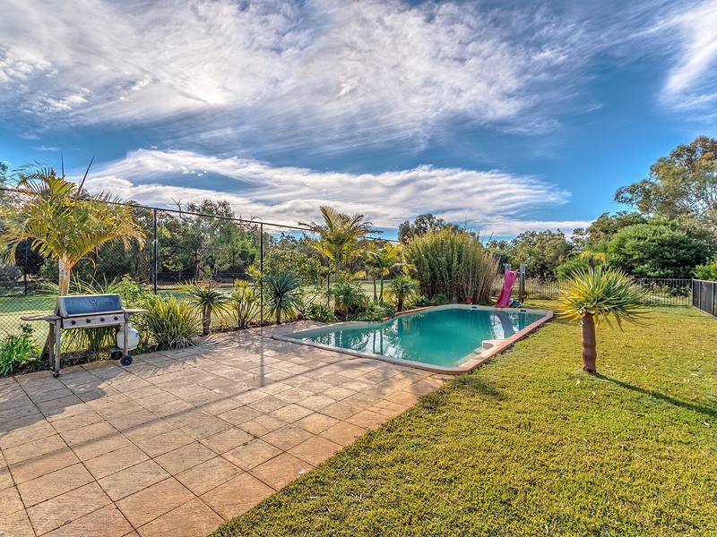 375 Jarrah Road, Hopeland WA 6125