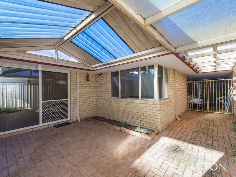 23 Jacana Way, Halls Head WA 6210
