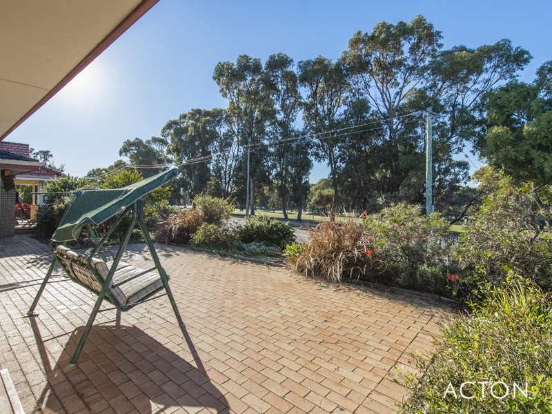 23 Jacana Way, Halls Head WA 6210