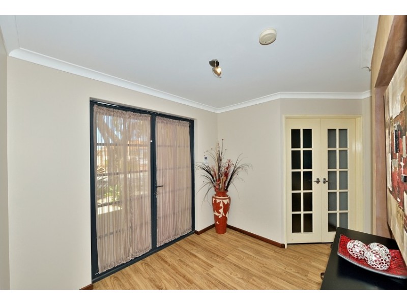 2 Darwin Terrace, Dudley Park WA 6210